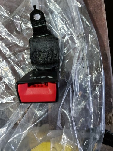 Touran rear seat belt - seat,